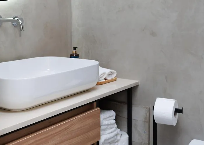 Retreat Aparthotel Tirana