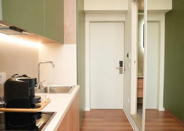 Retreat Aparthotel 3*