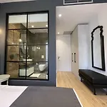 Retreat Appart hôtel 3*
