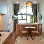 Retreat Apartahotel Tirana